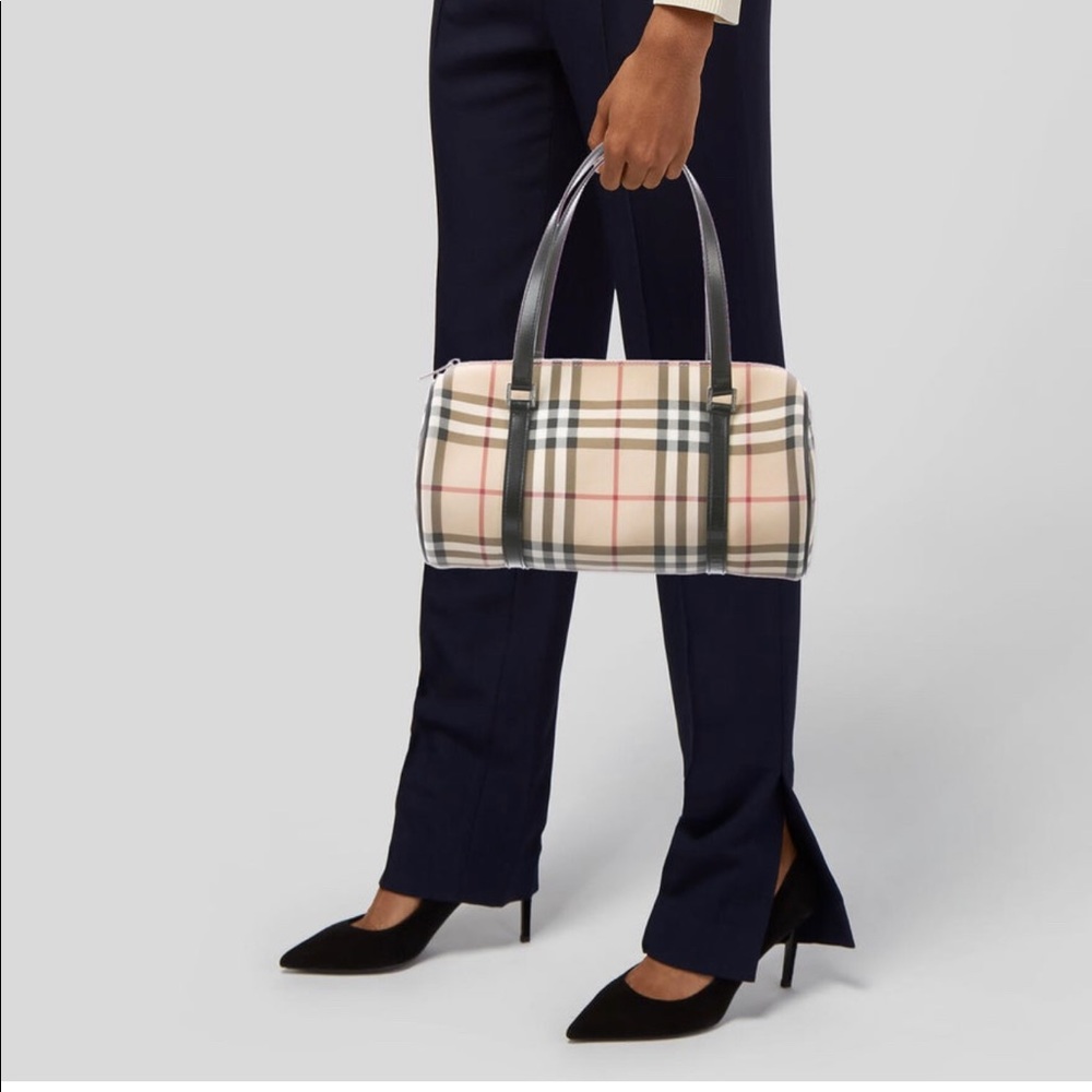 💯Authentic Nova Check Barrel bag Burberry